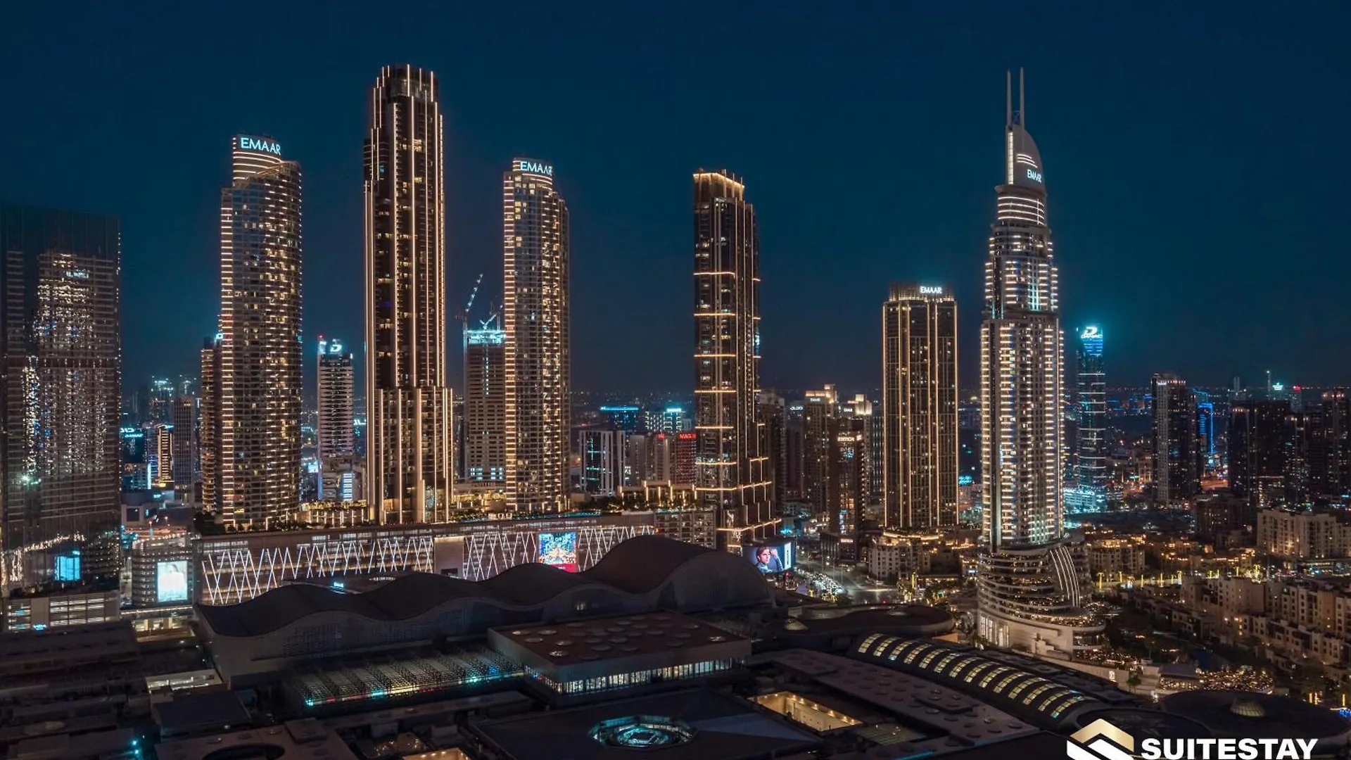 Ostay-Fashion Avenue Dubai Mall