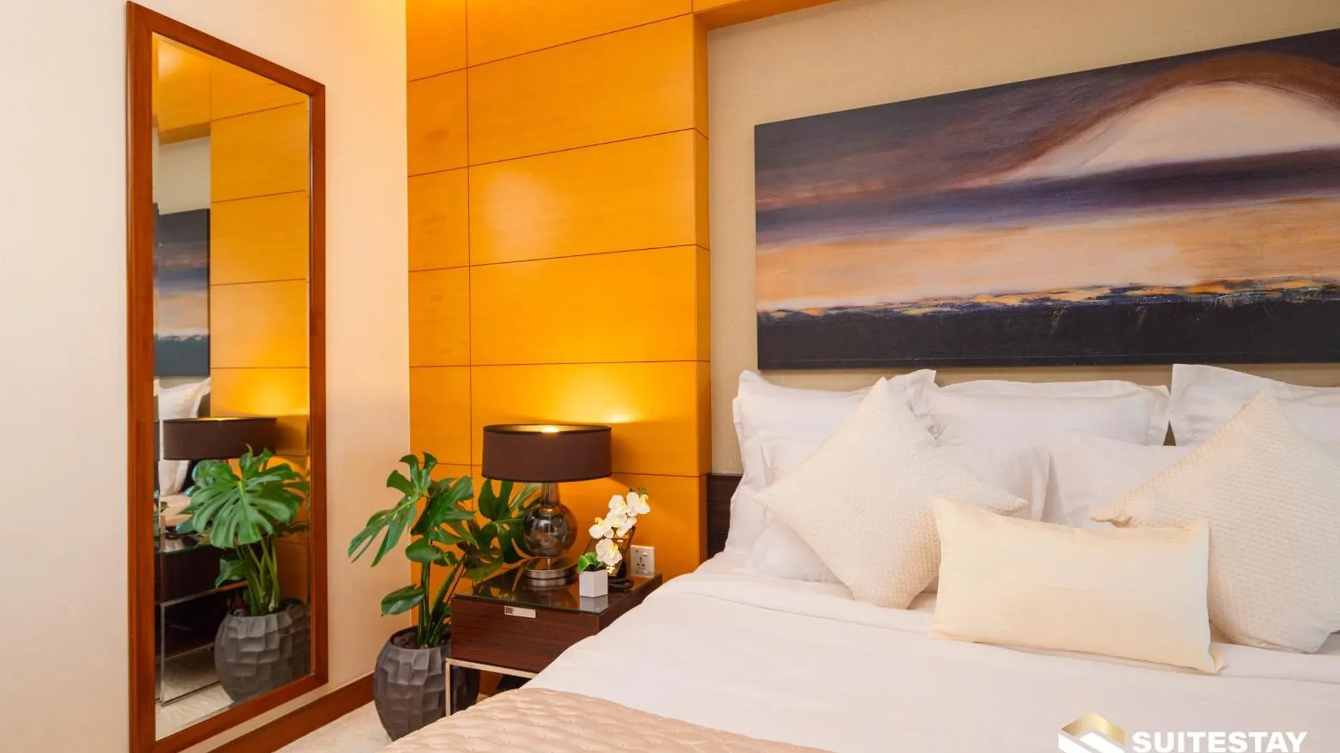 Ostay-Fashion Avenue Dubai Mall United Arab Emirates