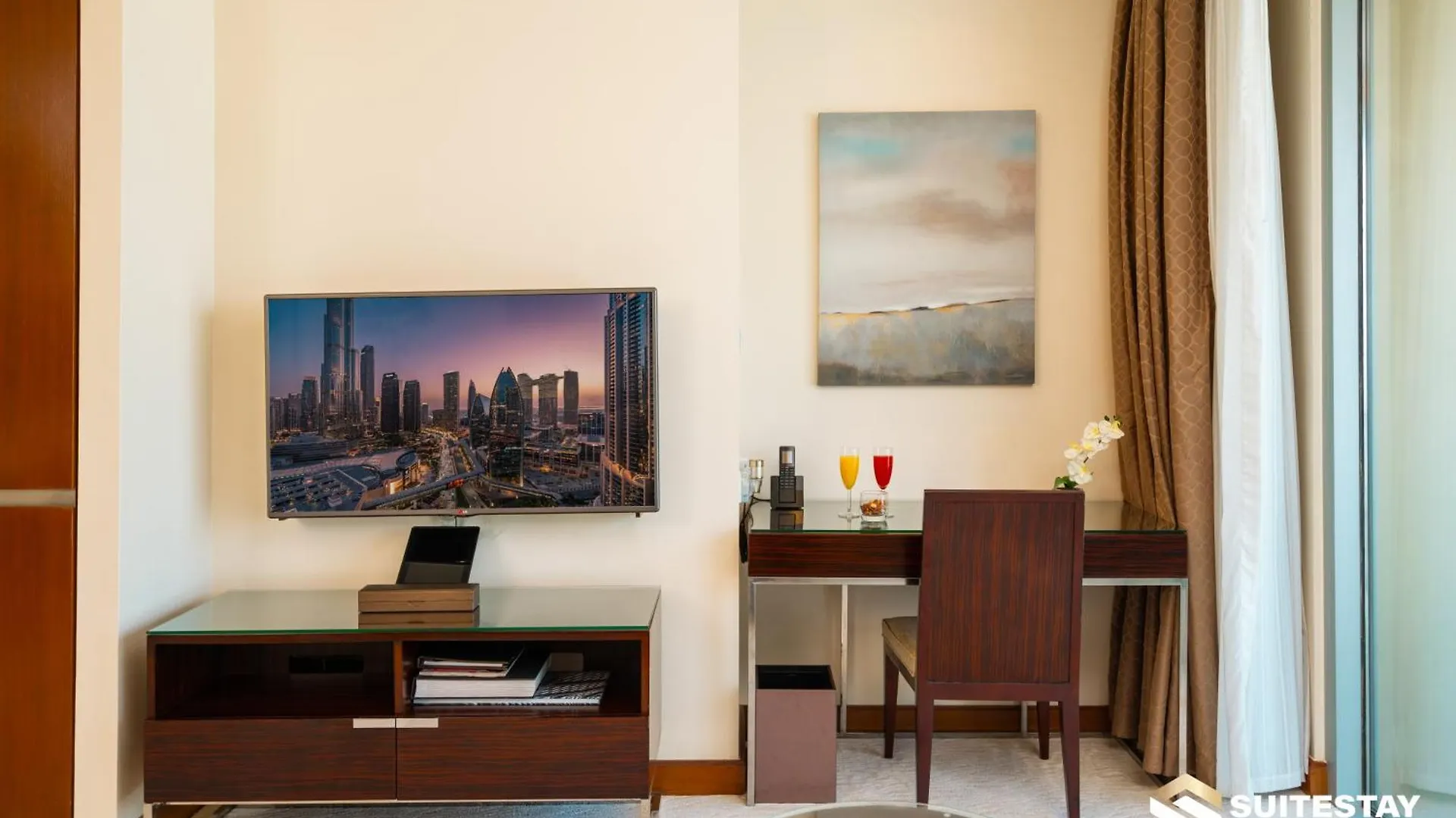 Ostay-Fashion Avenue Dubai Mall Aparthotel