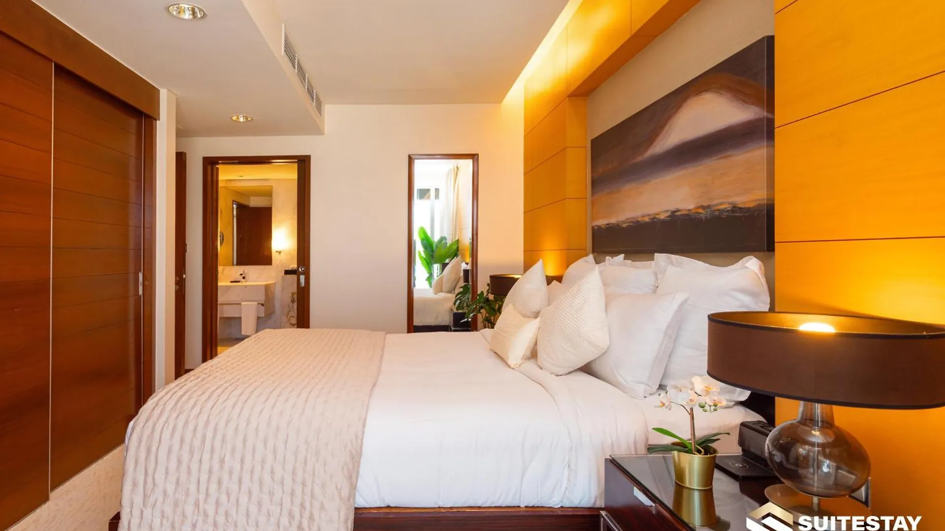 Aparthotel Ostay-Fashion Avenue Dubai Mall