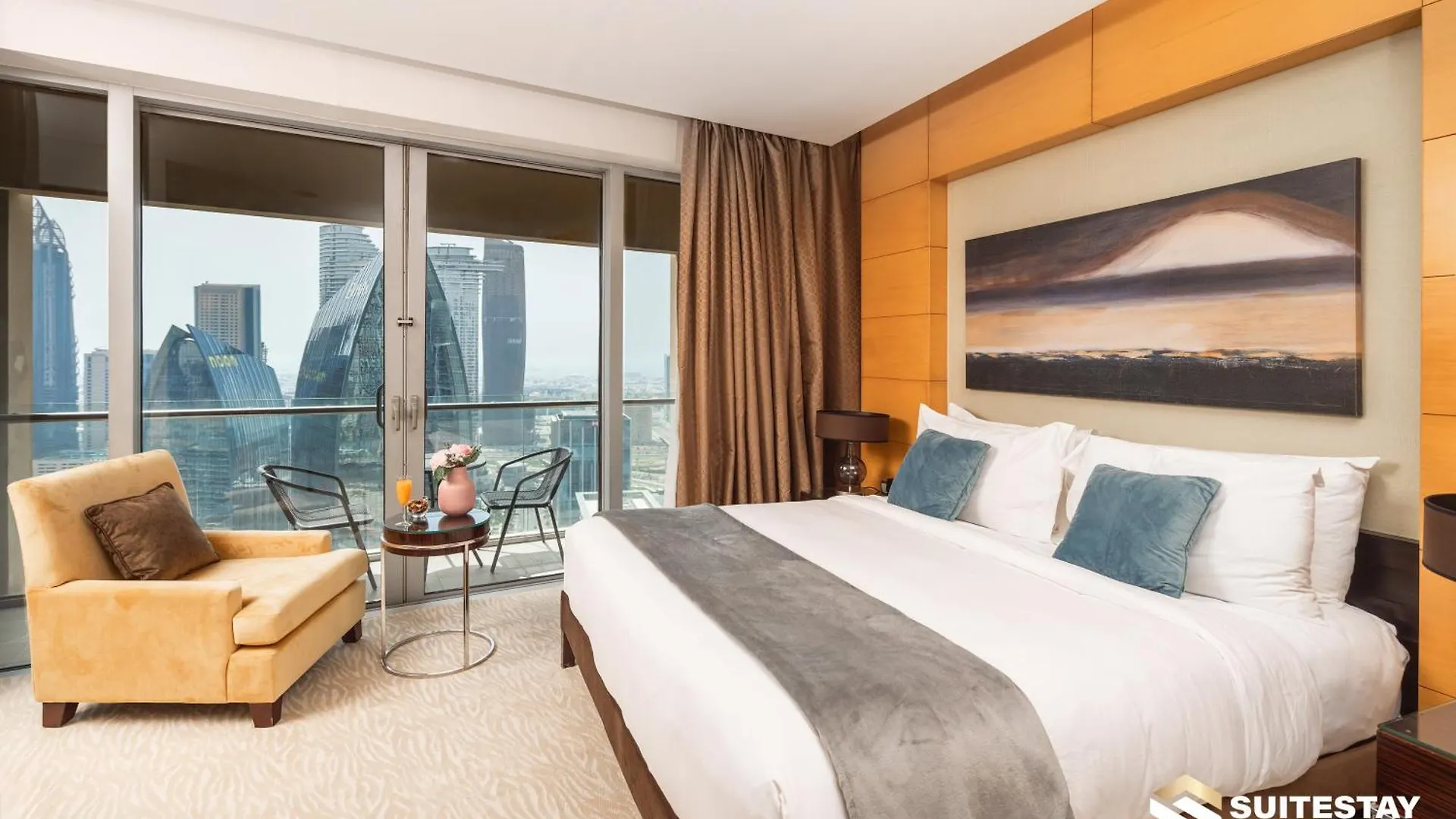 Ostay-Fashion Avenue Dubai Mall United Arab Emirates