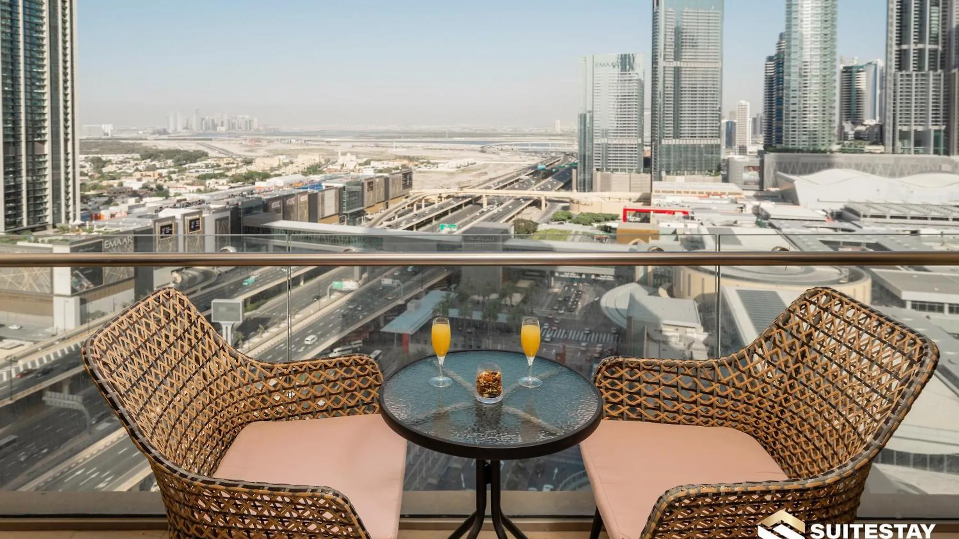 Ostay-Fashion Avenue Dubai Mall Aparthotel