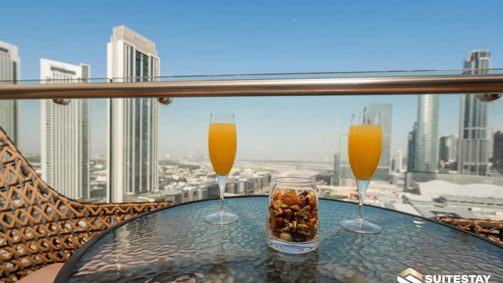 Ostay-Fashion Avenue Dubai Mall Aparthotel