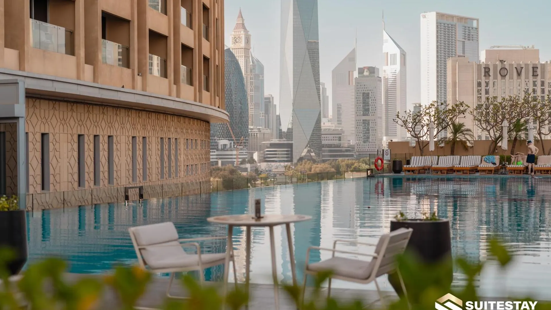 Ostay-Fashion Avenue Dubai Mall 0*,
