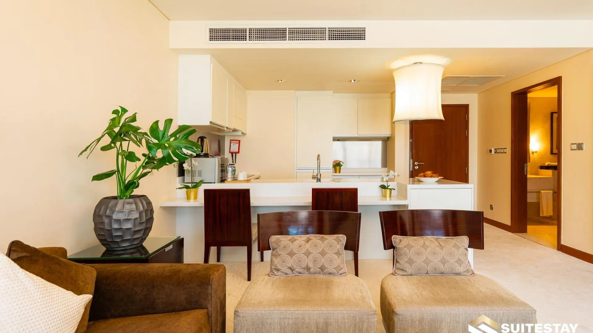 Aparthotel Ostay-Fashion Avenue Dubai Mall United Arab Emirates
